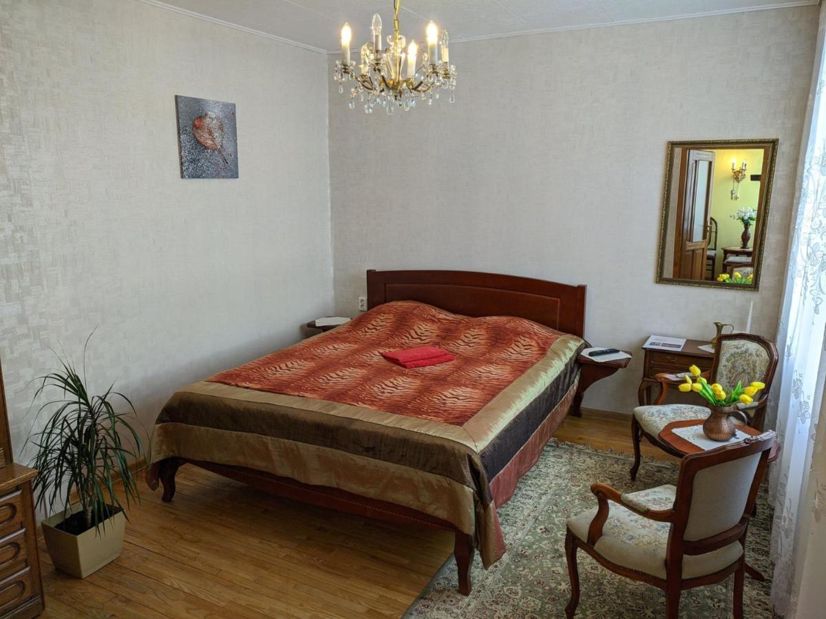 Guest House Nika - Cottages And Rooms In The Heart Of Palanga City Center Экстерьер фото